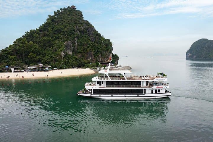 Luxury Ha Long Bay Day Cruise: Sung Sot Cave, Ti Top & Kayaking