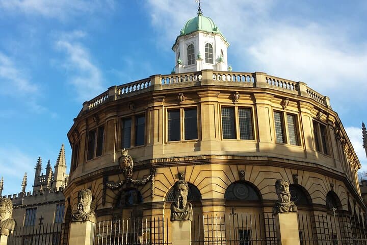 Oxford History and Architecture Walking Tour — Bodleian, Sheldonian & Radcliffe Camera
