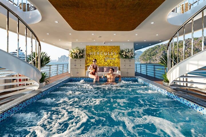 6-Hour Luxury Ha Long Bay Cruise: Sung Sot Cave, Kayaking & Ti Top Island photo 2