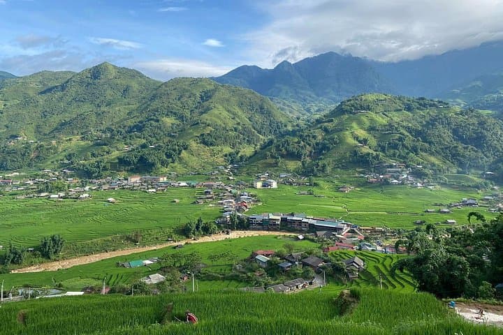 Half-Day Sapa Trek to Y Linh Ho, Lao Chai & Ta Van Rice Terraces photo 1