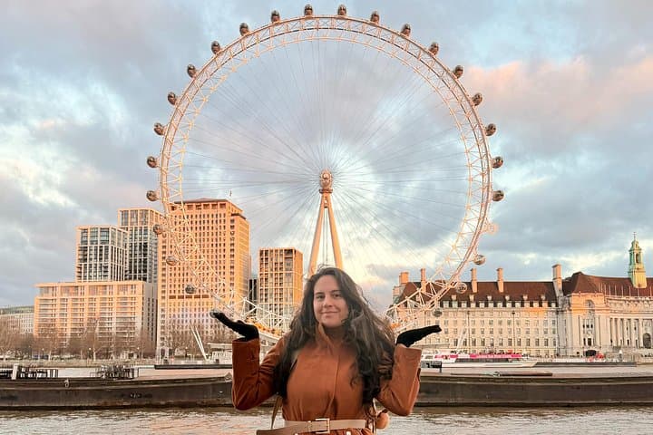 Private Iconic London Photoshoot: London Eye, Big Ben and Westminster photo 1