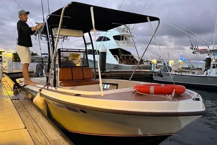 Private Snorkeling Charter from Quepos to Manuel Antonio — Half-Day Boat Tour photo 2