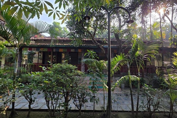 Chitwan Tiger Tracking: 2-Night Jeep Safari, Canoe Ride & Tharu Culture photo 4