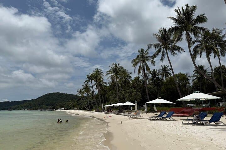 Phu Quoc Private Day Tour — Beaches, Cable Car & Cultural Stops photo 4