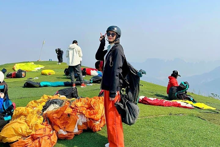 Hanoi Paragliding at Bu Hill: Tandem Flights Near the City photo 4
