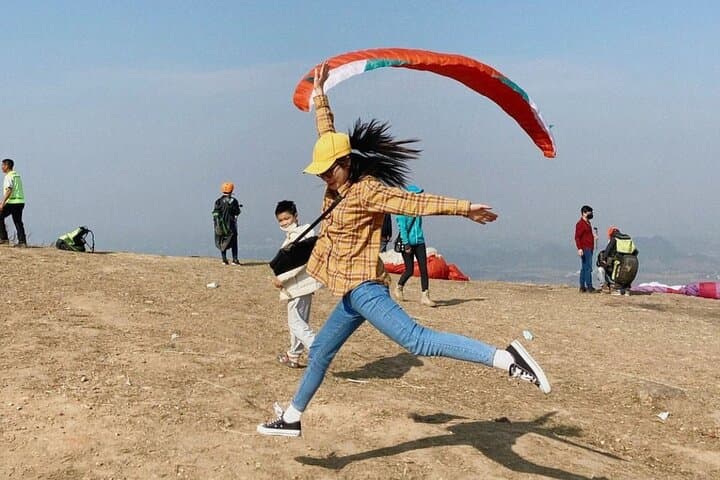 Hanoi Paragliding at Bu Hill: Tandem Flights Near the City photo 6