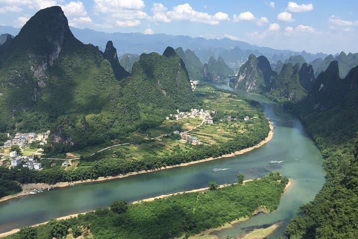 3-Day Guilin Li River Cruise & Yangshuo Private Tour — Reed Flute, Elephant Trunk, Xianggong photo 3