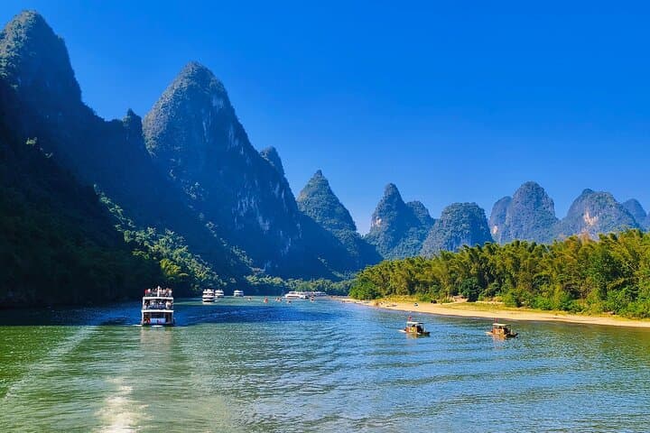 3-Day Guilin Li River Cruise & Yangshuo Private Tour — Reed Flute, Elephant Trunk, Xianggong photo 6