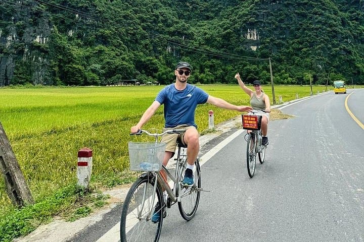 Luxury Day Trip to Hoa Lu & Tam Coc from Hanoi — Boat Ride & Village Cycling photo 4