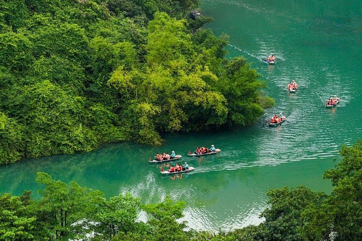 From Hanoi: Luxury Hoa Lu, Trang An Boat Tour & Mua Cave Day Trip photo 1