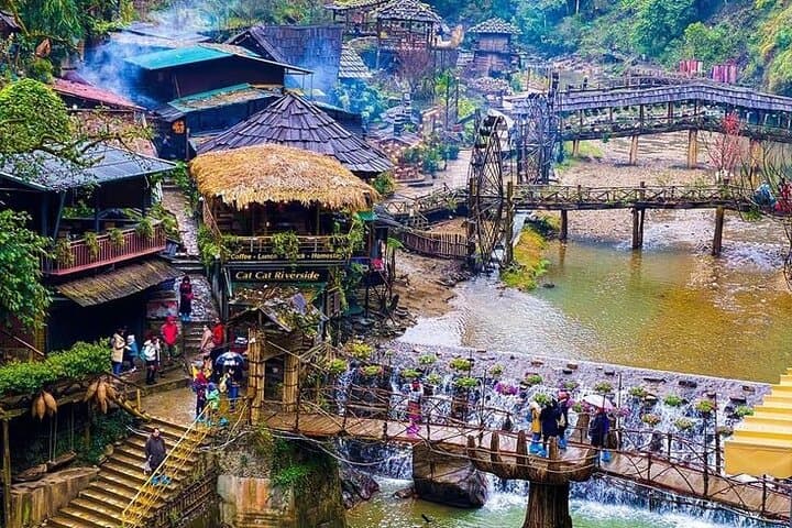 Sapa 2-Day Trek: Rice Terrace Treks, Ethnic Villages & Hoang Lien Mountains photo 1