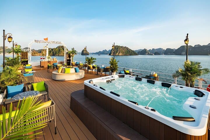 Overnight Ha Long Bay & Lan Ha Bay Cruise — 48-Hour Limestone Escape photo 4
