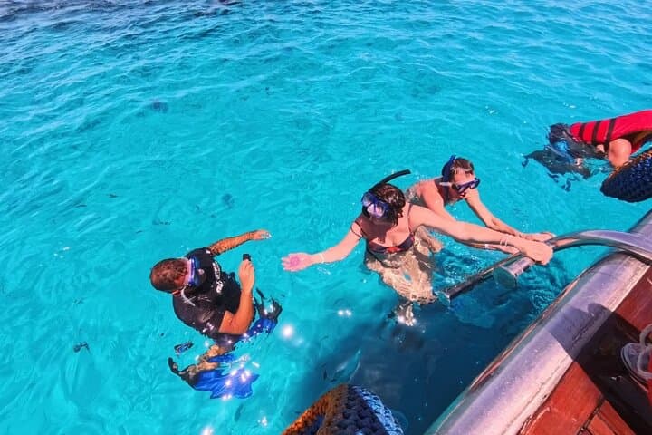 Marsa Alam VIP Turtle Bay Snorkeling Cruise with BBQ Lunch photo 3