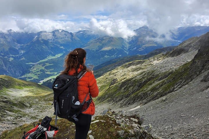 Zurich to Glärnisch: A One-Day Funicular Hike and Horse-Drawn Carriage Escape photo 2