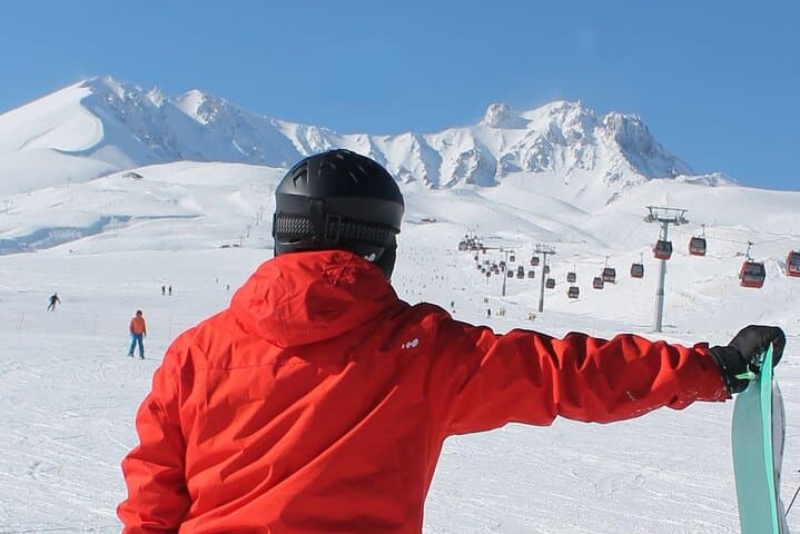 Erciyes Ski & Snowboard Day Tour from Cappadocia — Equipment, Instructor, Lunch