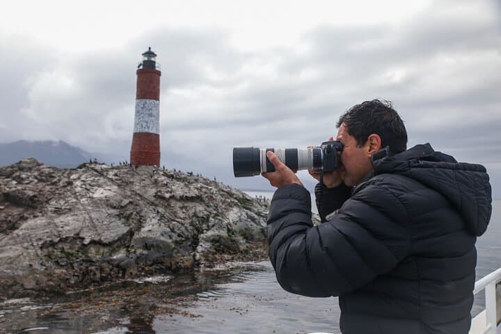 Beagle Channel to Isla Martillo: Ushuaia Boat Navigation and Penguin Walk photo 5