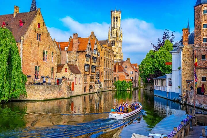 Self-Guided Bruges Walking Tour: Smartphone Audio Guide to the Historic Center photo 6
