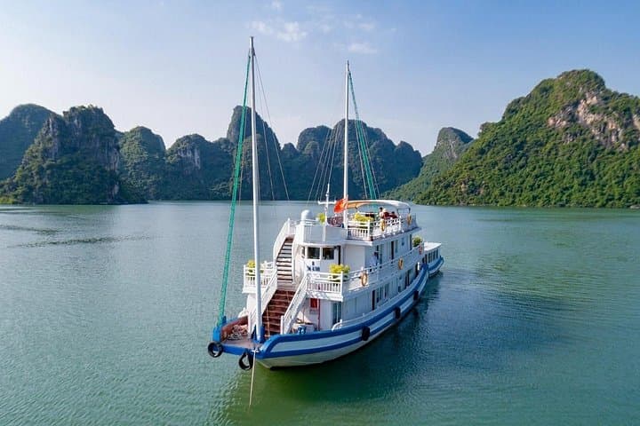 Private Ha Long, Lan Ha & Bai Tu Long Bay Cruise: Customize Your 2–3 Day Wooden Boat Escape photo 2
