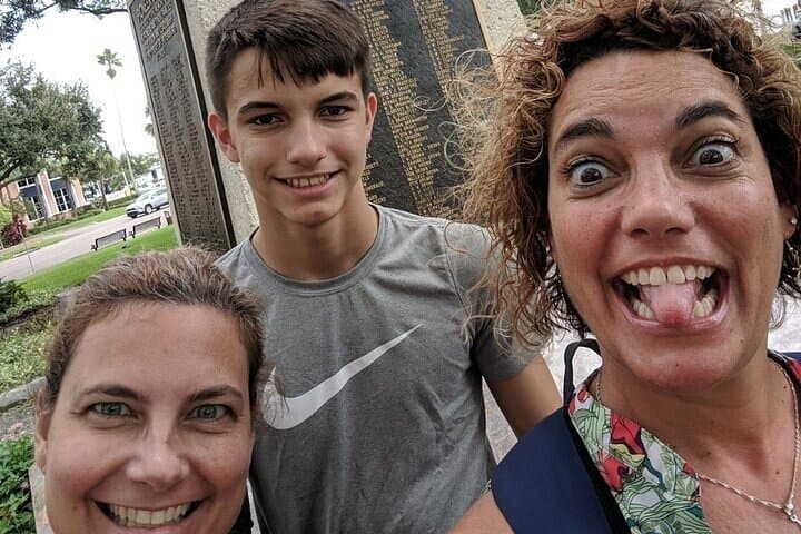 St. Petersburg Scavenger Hunt: Self-Guided Historic Walking Game Through Downtown photo 6
