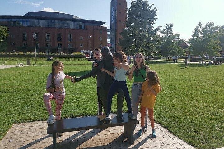 Stratford-upon-Avon Scavenger Hunt: 3-Hour Historic Town Adventure photo 6