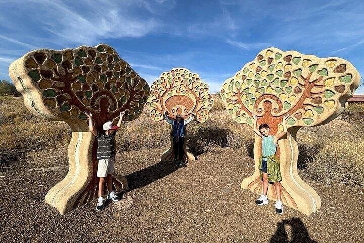 Tempe Scavenger Hunt: 3-Hour Self-Guided Walking Adventure Around Tempe Town Lake