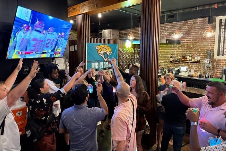 Sip and Ship: All-Inclusive Downtown Jacksonville Pub Crawl photo 2