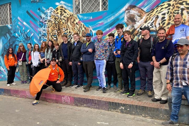 Graffiti Tour at El Paraíso: Bogotá's Calle del Color & Cable Car Experience photo 3