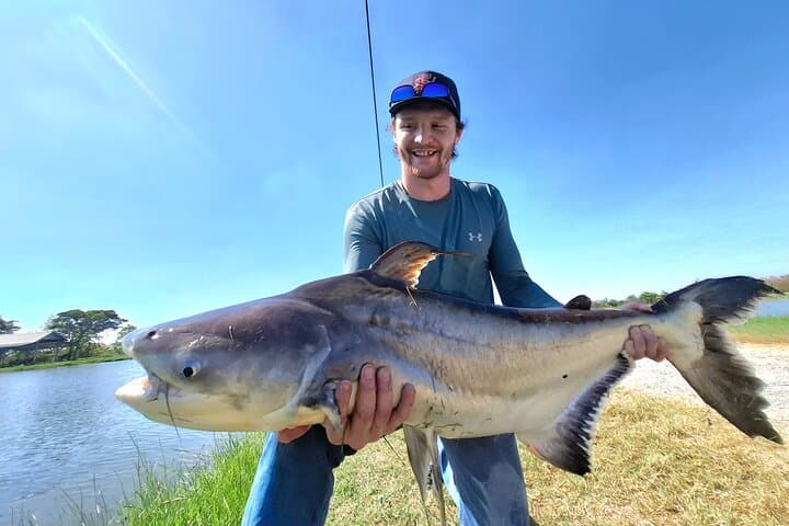 Predator Fishing on the Chaophraya: Catfish, Snakehead & Barramundi Day Trip photo 2