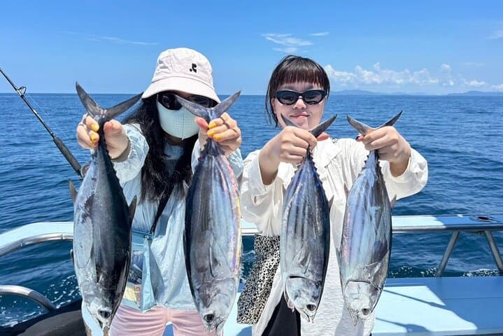 Racha Island Big-Game Fishing Day Trip from Phuket photo 4