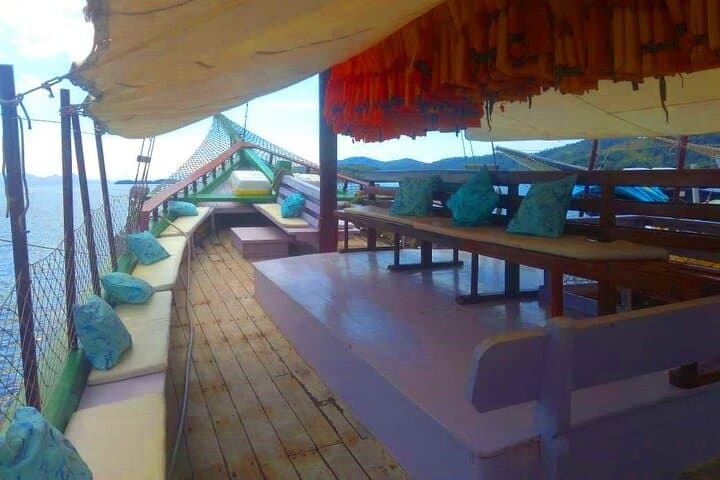 Escuna Tour Through Paraty Bay: Beaches, Islands & Snorkeling photo 6