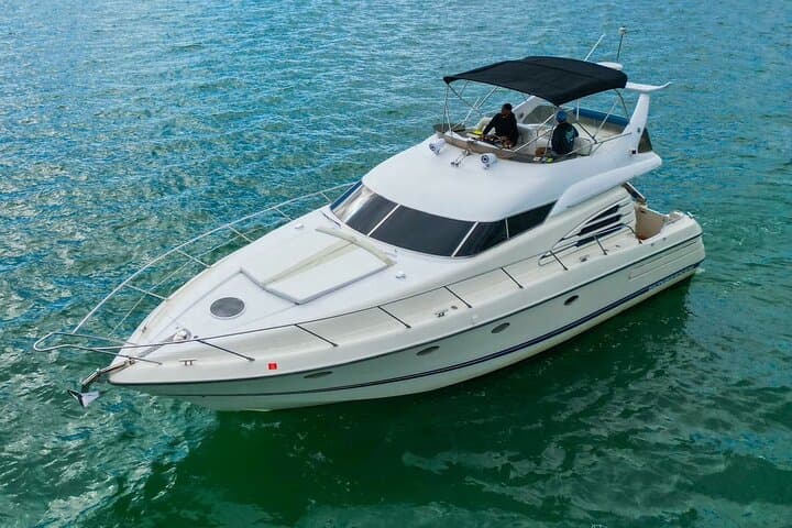 Miami Lights Private Nighttime Boat Tour — Biscayne Bay Sunset & Night Cruise photo 2