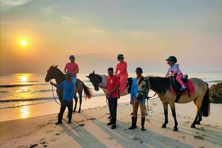 Horseback Riding on Koh Samui Beaches: Sunrise and Sunset Coastal Rides photo 6