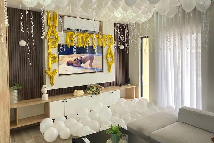 Punta Cana VIP Birthday Arrival: Luxury SUV Transfer & Night-Out Package photo 3