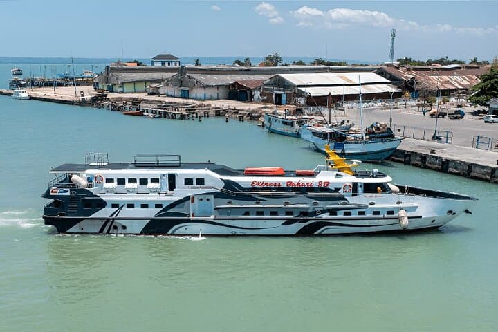Bali to Banyuwangi Fast Boat Transfer — 2.5–3 Hour Sea Crossing photo 2