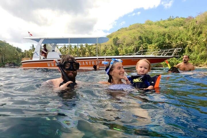 Manta Ray Snorkeling from Bali — Nusa Lembongan & Nusa Penida Day Trip photo 6