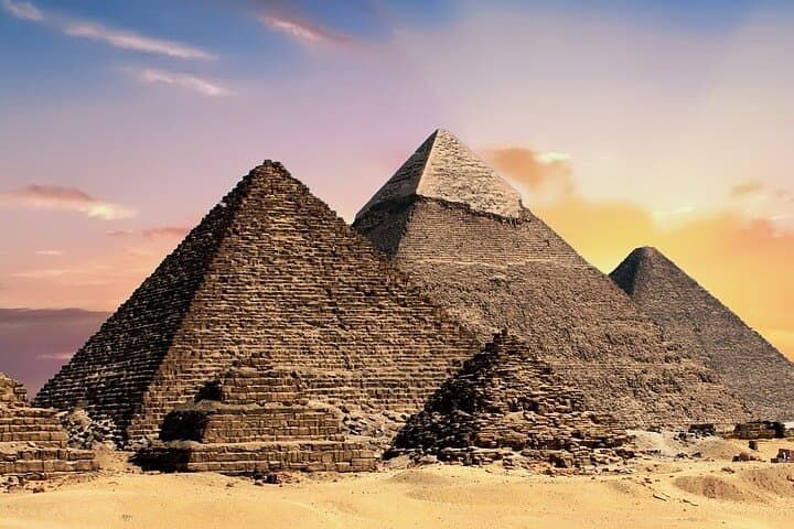 Private Luxury Giza Pyramids Tour: Camel Ride, Photo Session & Lunch at the Giza Plateau photo 3