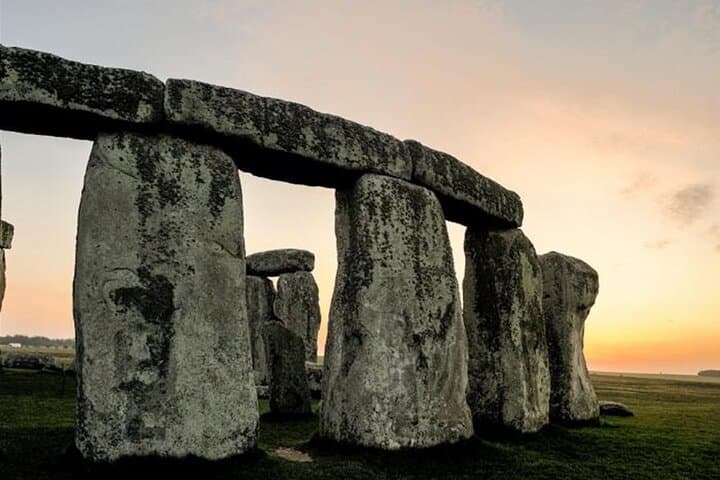 Stonehenge Admission Experience: What to Expect & Visitor Tips photo 2