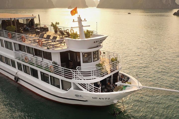Lan Ha Bay 2-Day Overnight Cruise from Hanoi: Kayak, Viet Hai & Cat Ba Experience photo 1