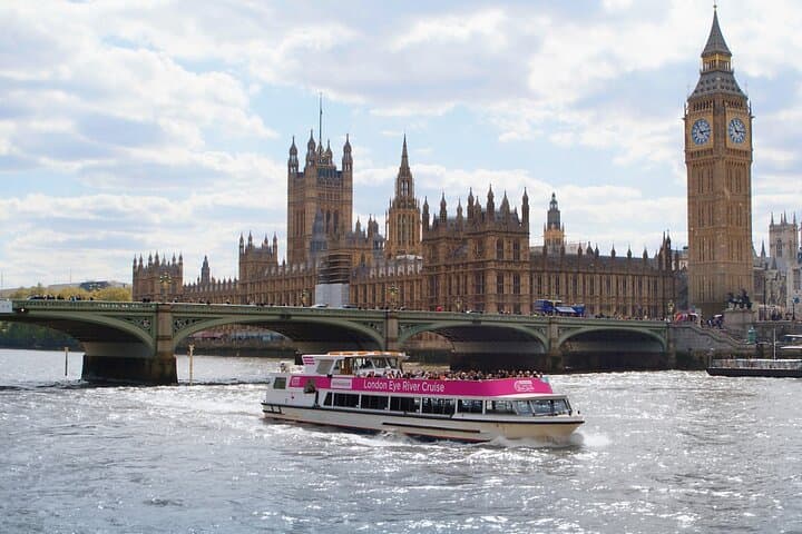 Tower of London & Thames Riverside Experience — Castle Visit and Thames Cruise photo 4