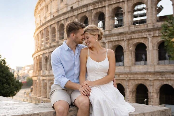 Private Colosseum Photowalk: Top Rome Photospots & Portrait Session