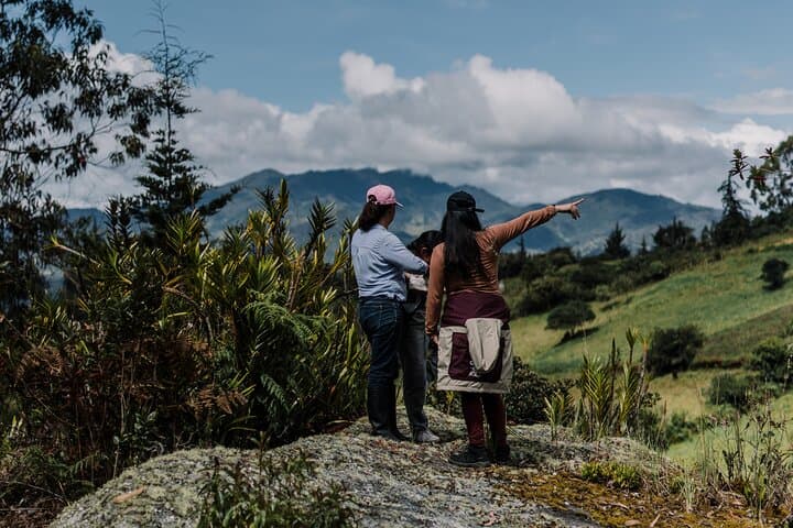 Walking Through Muisca Time: Machetá Ancient Trails & Andean Culture
