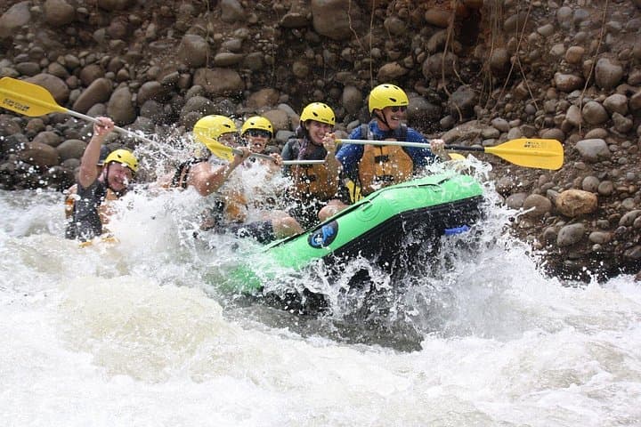 Balsa River Rafting Near La Fortuna — 2‑Hour Canyon Descent with Organic Lunch photo 4