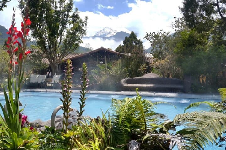 Mitad del Mundo & Thermal Hot Springs Day Trip from Quito