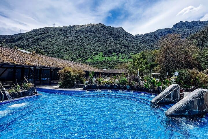 Mitad del Mundo & Thermal Hot Springs Day Trip from Quito photo 3