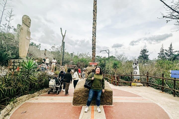 Mitad del Mundo & Thermal Hot Springs Day Trip from Quito photo 4