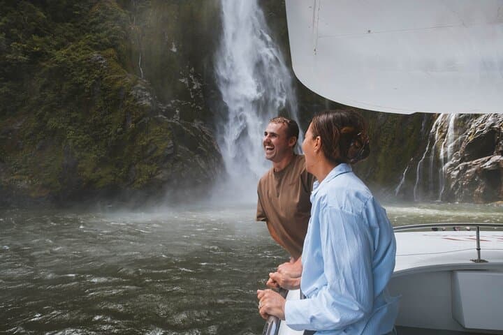 Milford Sound Cascade Room Nature Cruise: Premium Top-Deck Experience