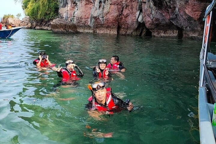Payar Island Snorkeling & Diving Expedition from Langkawi — Day Trip to Pulau Payar Marine Park photo 5