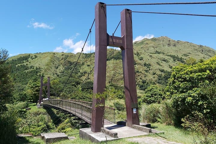 Yangmingshan National Park: Private Day Hike from Taipei to Mt. Qixing photo 3