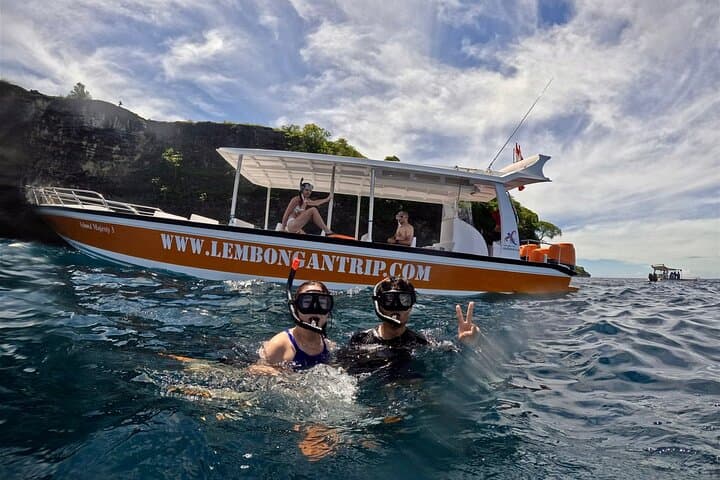 Lembongan Snorkeling & Island Tour — Manta Rays, Reefs & Scenic Cliffs
