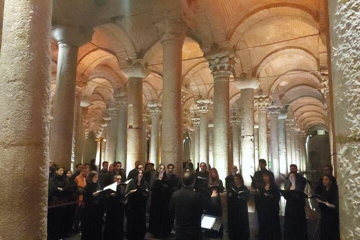 Sultanahmet Half-Day Highlights: Basilica Cistern, Blue Mosque & Grand Bazaar Tour photo 4